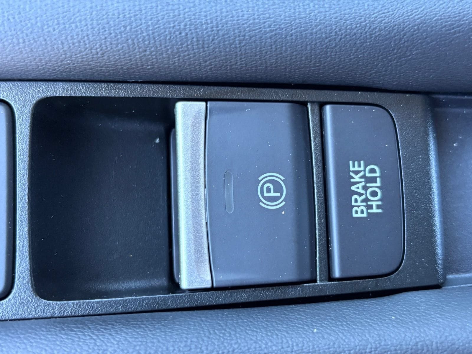 Certified 2024 Honda HR-V EX-L image 35