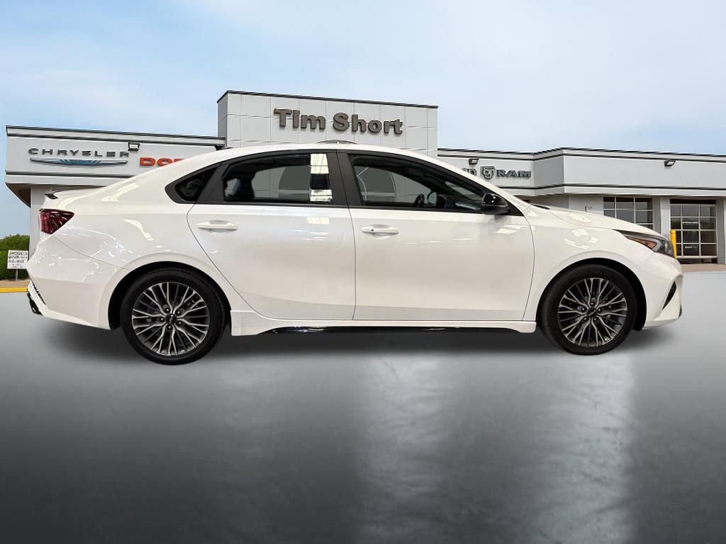 Used 2024 Kia Forte GT-Line w/ GT-Line Premium Package FWD image 6