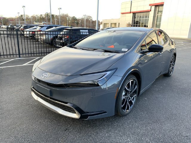New 2026 Toyota Prius Plug-In Hybrid FWD image 4