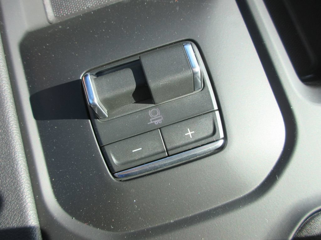 New 2026 GMC Sierra 2500 AT4 AWD/4WD image 20
