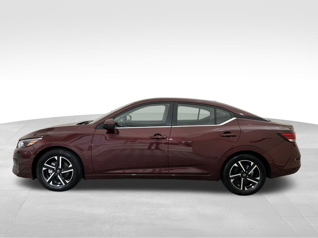 Used 2025 Nissan Sentra SV image 2