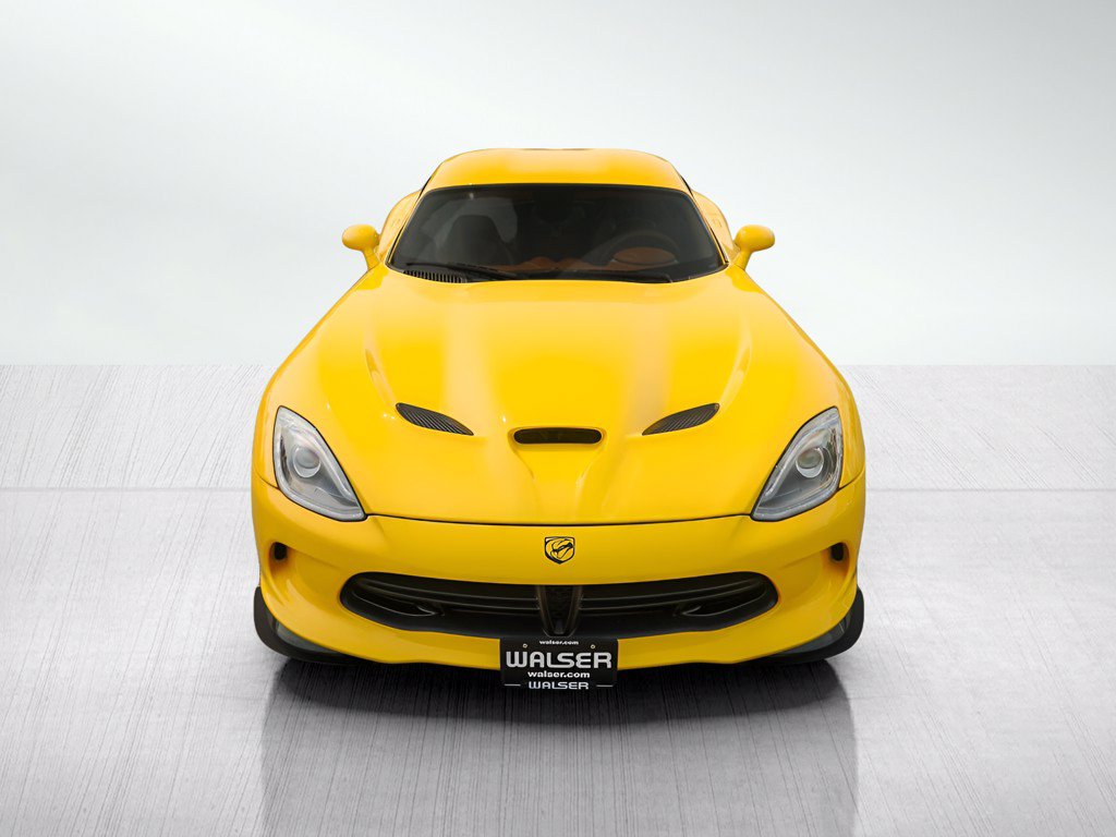 Used 2013 SRT Viper GTS w/ GTS Laguna Interior Pkg RWD image 3