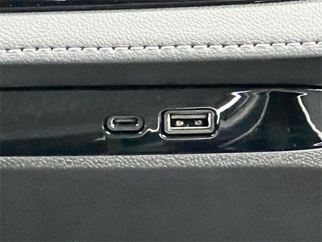 New 2025 Buick Enclave Preferred w/ Power Package image 23