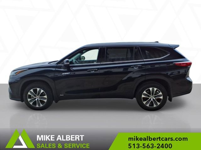 Used 2021 Toyota Highlander XLE image 4