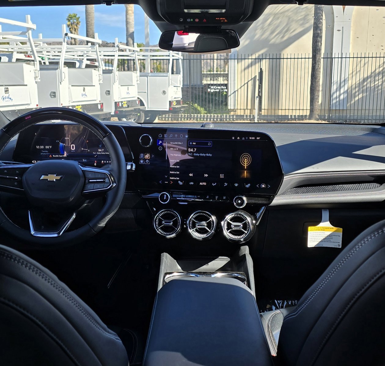 Used 2025 Chevrolet Blazer EV LT w/ Super Cruise Package AWD/4WD image 31