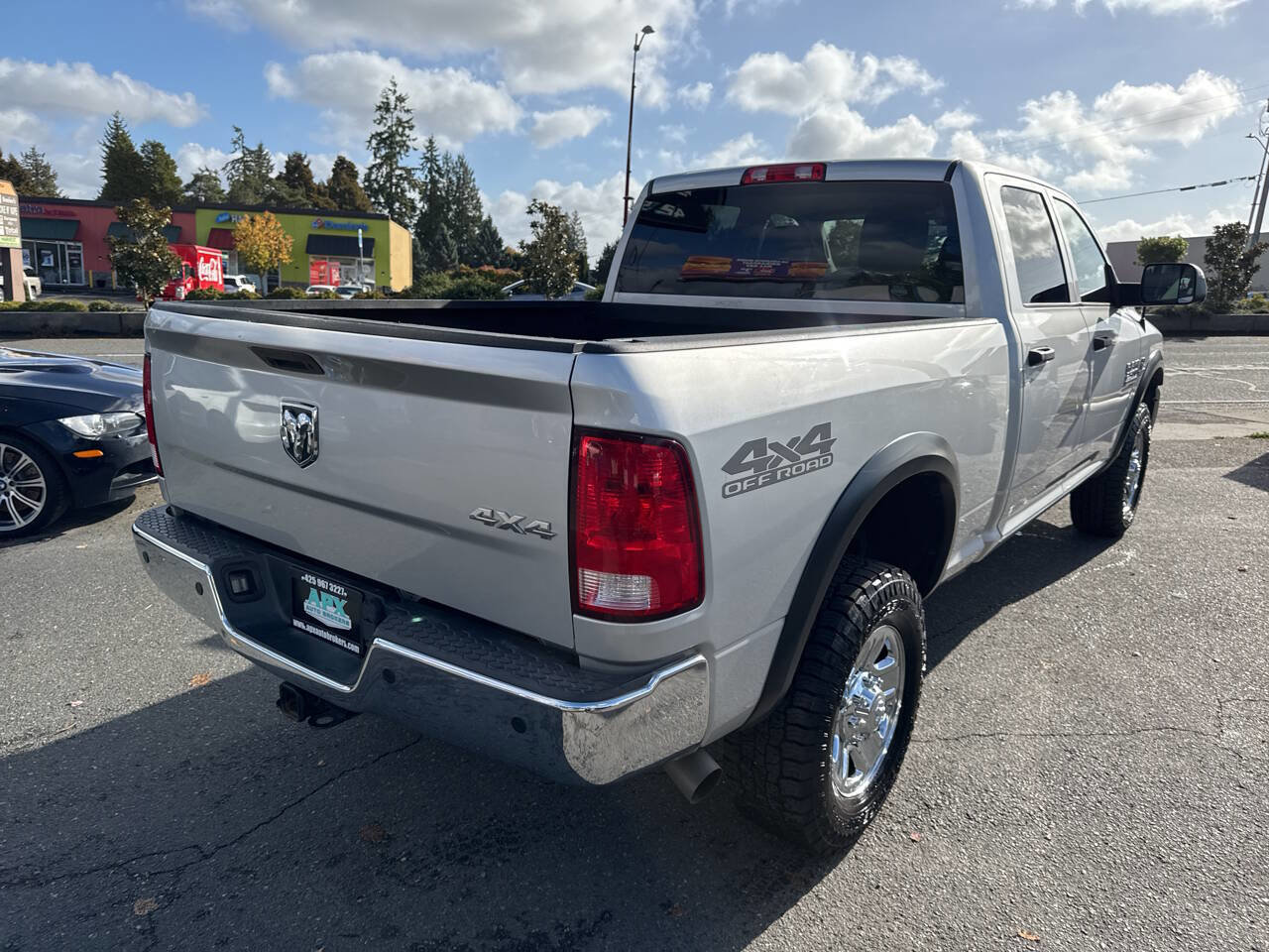 Used 2018 RAM 2500 Tradesman w/ Chrome Appearance Group image 6