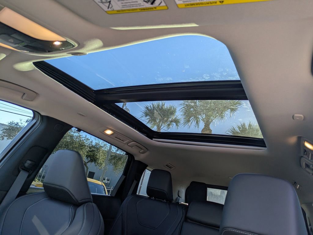 New 2026 INFINITI QX60 Luxe w/ Cargo Package AWD/4WD image 22