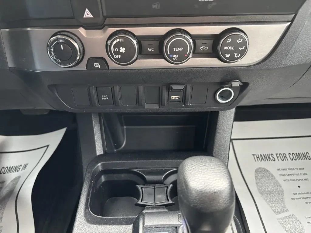 Used 2020 Toyota Tacoma SR image 17