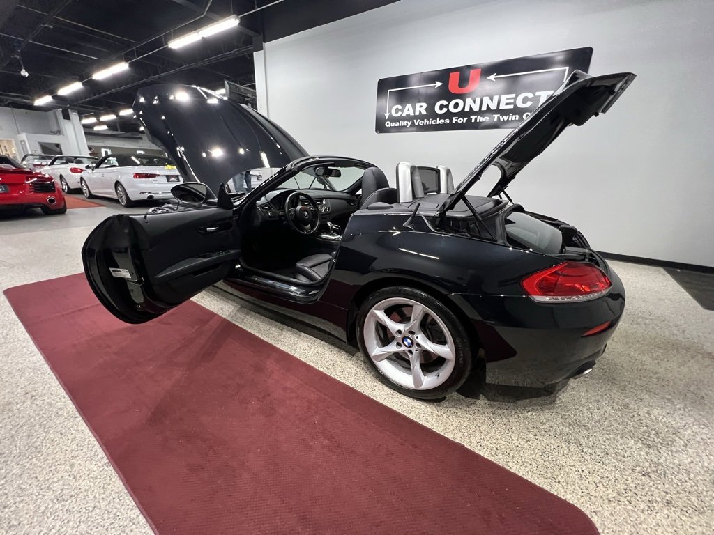 Used 2015 BMW Z4 sDrive35is image 57