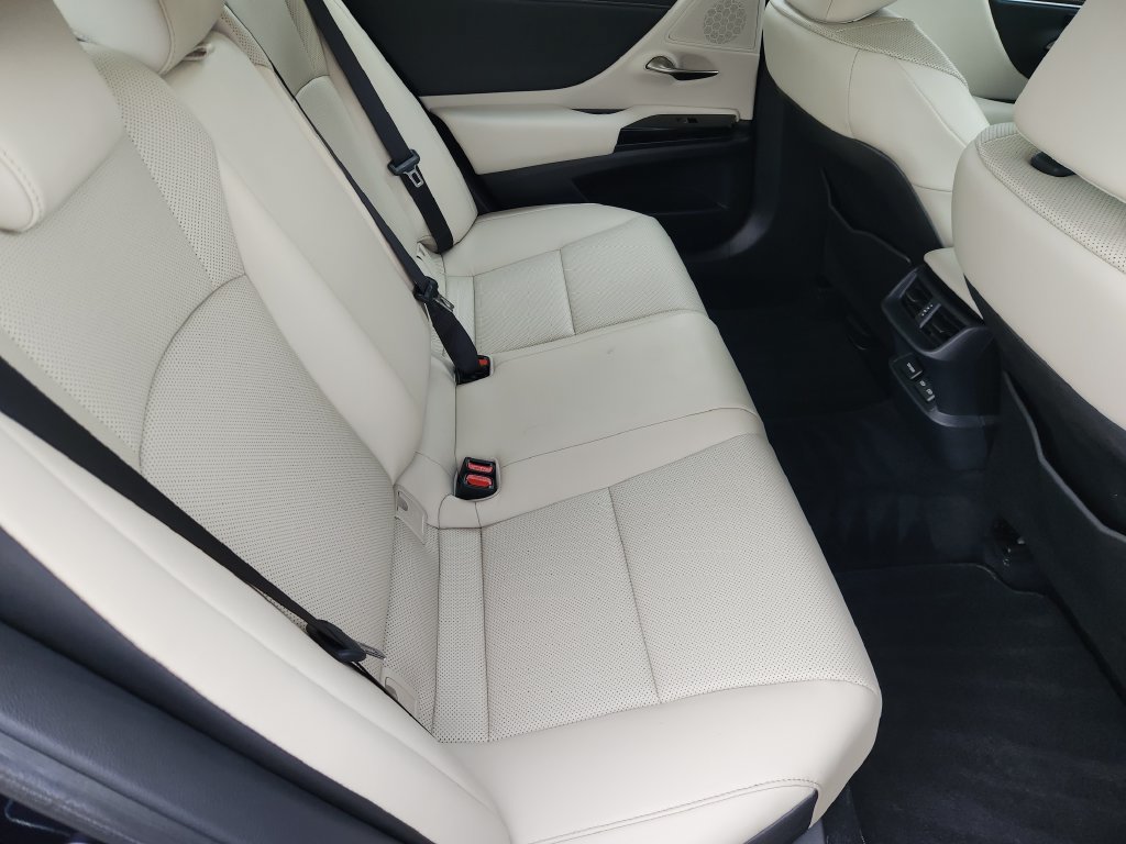 Certified 2025 Lexus ES 350 w/ Premium Package FWD image 31