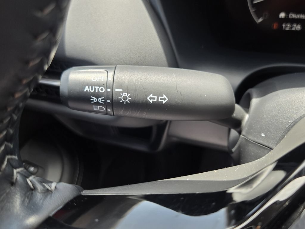 Certified 2025 Honda HR-V EX-L image 25