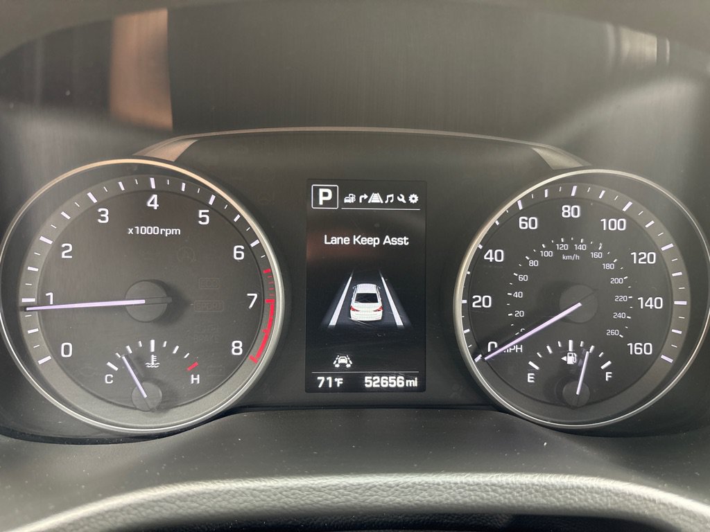 Used 2017 Hyundai Elantra Limited w/ Limited Ultimate Package 05 FWD image 11