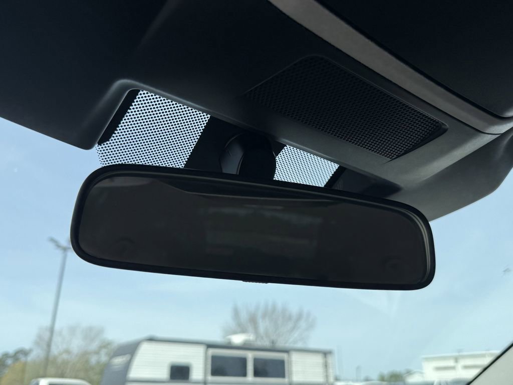 Used 2024 Subaru Outback Premium image 22