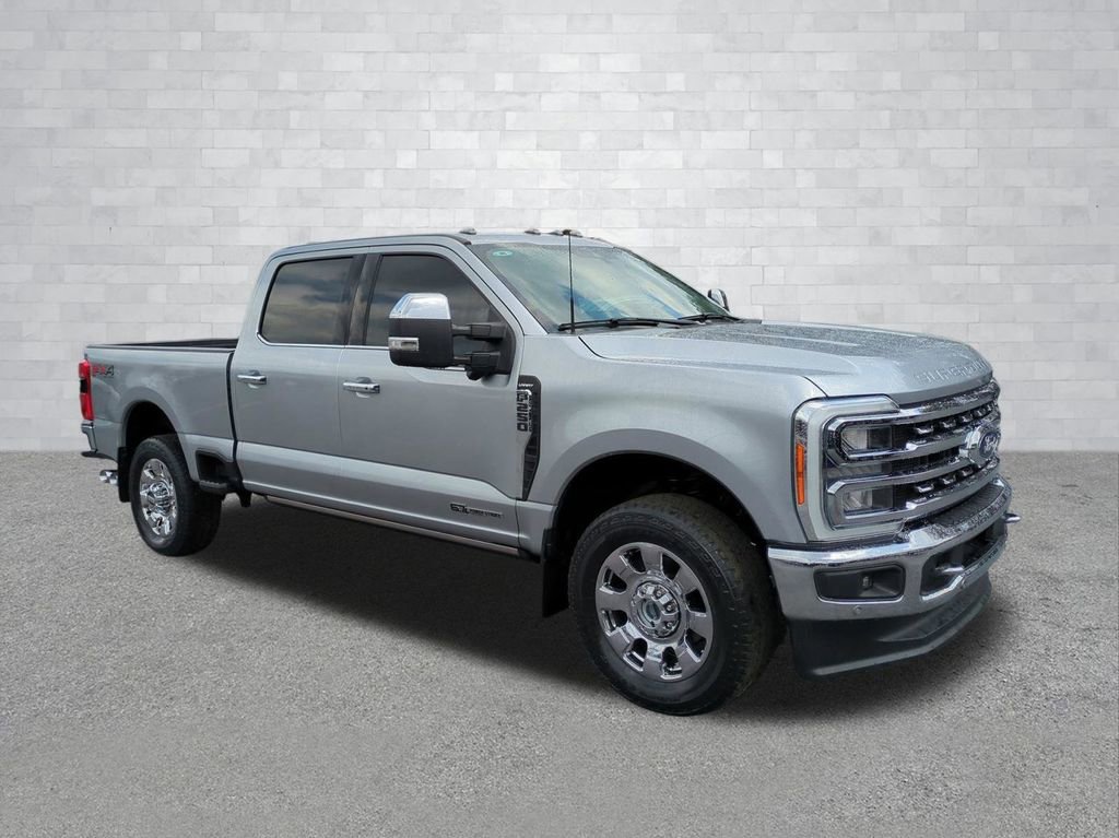 Used 2023 Ford F250 Lariat w/ Lariat Ultimate Package image 2
