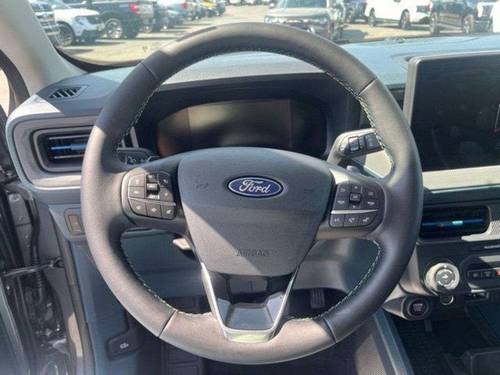 New 2025 Ford Maverick Lobo image 18