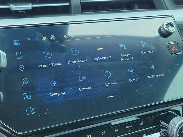 New 2027 Chevrolet Bolt LT w/ Comfort Package FWD image 13