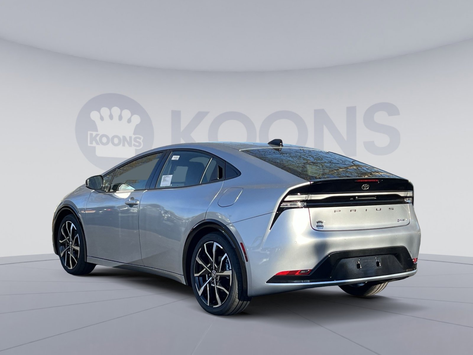 New 2026 Toyota Prius Plug-In Hybrid image 4