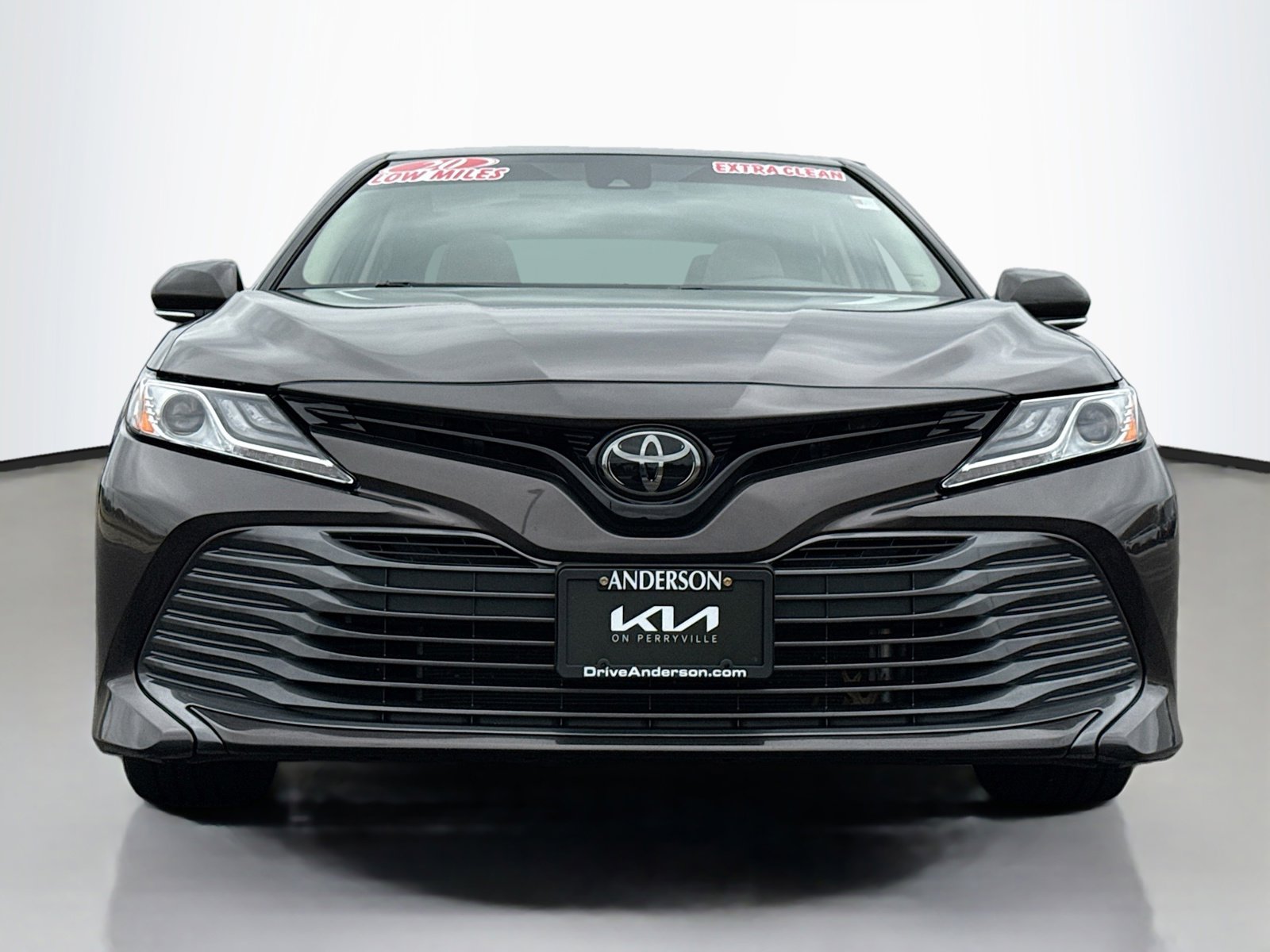 Used 2020 Toyota Camry XLE image 16