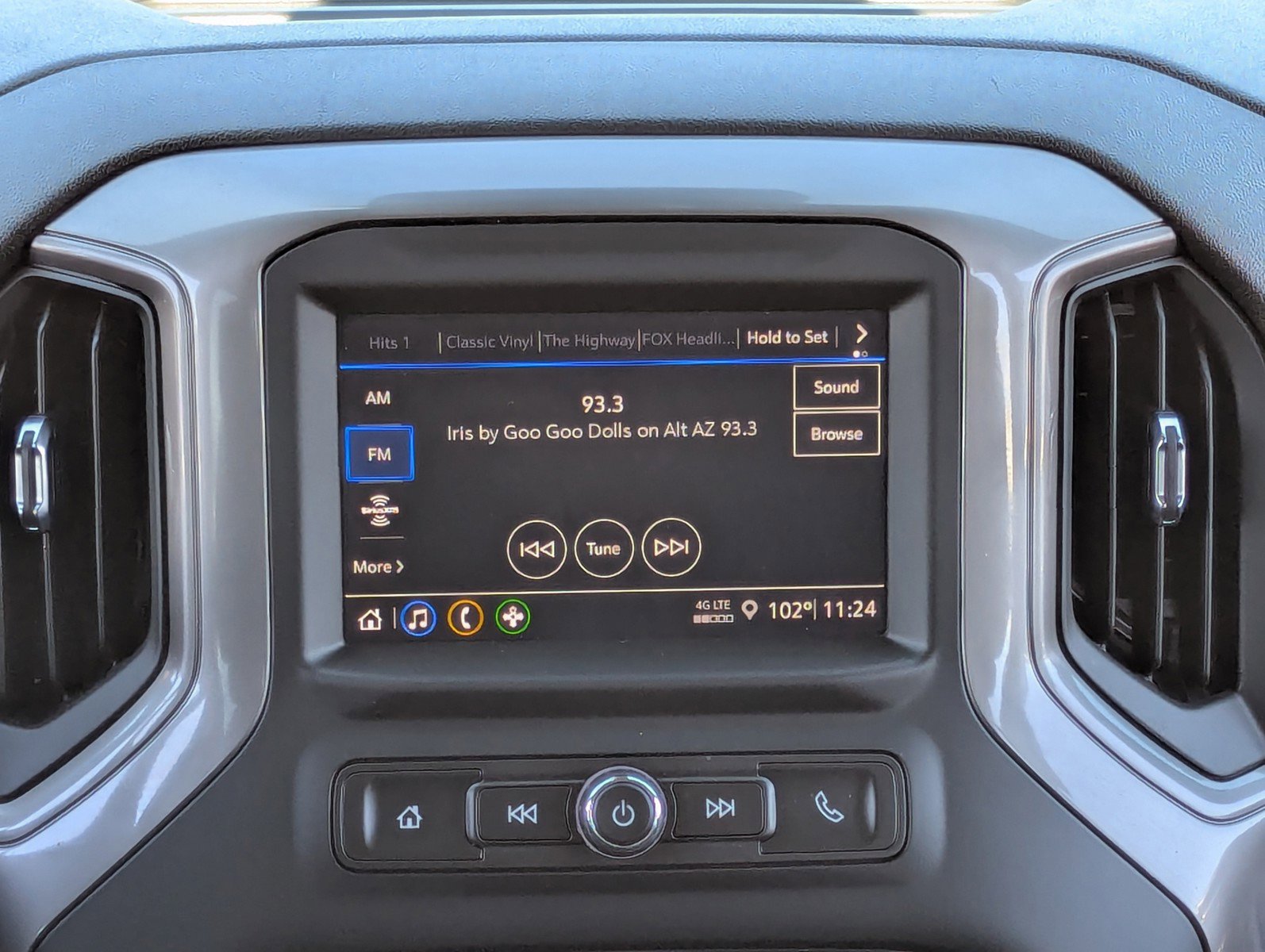 Certified 2024 Chevrolet Silverado 1500 Custom image 19