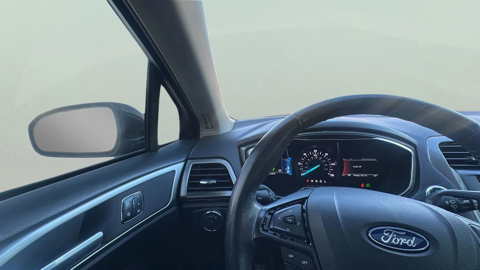 Used 2018 Ford Fusion Energi SE image 22