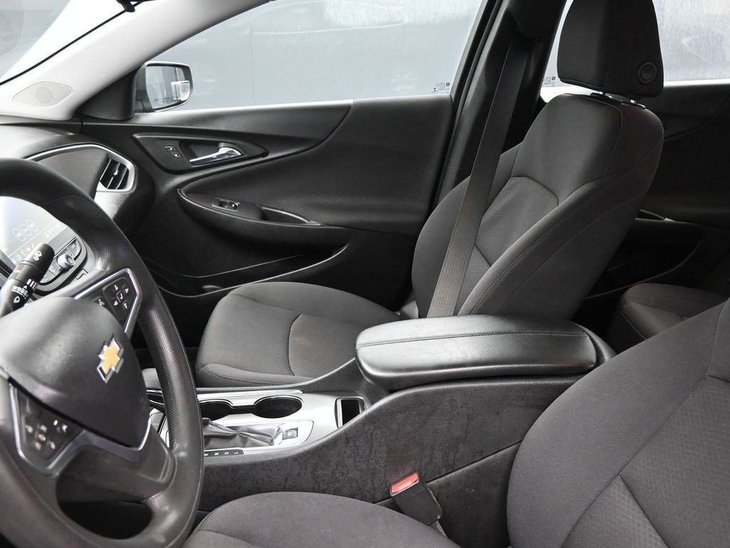 Used 2023 Chevrolet Malibu LT image 20