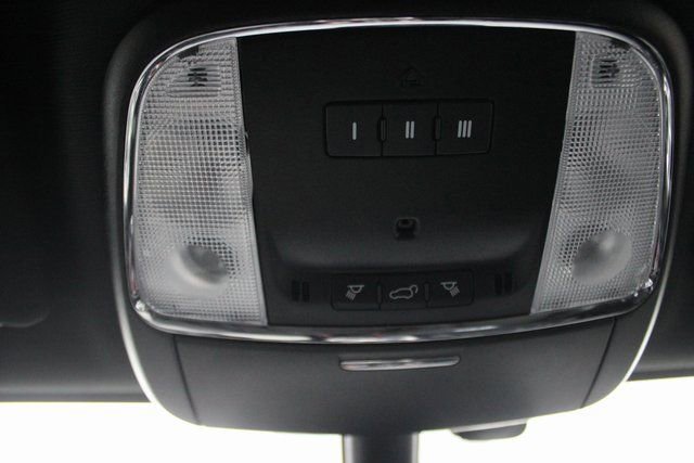 Used 2022 Jeep Grand Cherokee Laredo X image 12