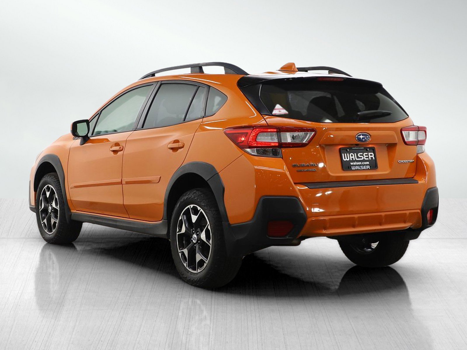 Used 2018 Subaru Crosstrek 2.0i Premium w/ Eyesight System image 3