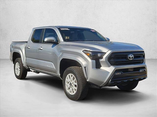 Used 2024 Toyota Tacoma SR5 AWD/4WD video 3