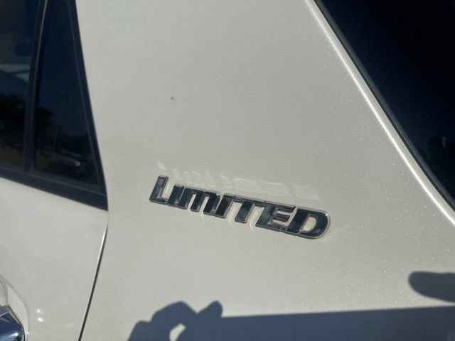 Used 2012 Toyota 4Runner Limited AWD/4WD image 7