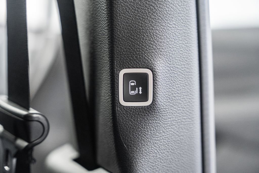 New 2026 Chrysler Pacifica Select image 35