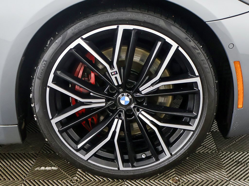 Used 2023 BMW M550i xDrive w/ Shadowloine Package image 23