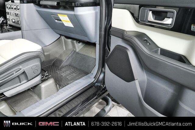 Used 2024 INEOS Grenadier AWD/4WD image 27