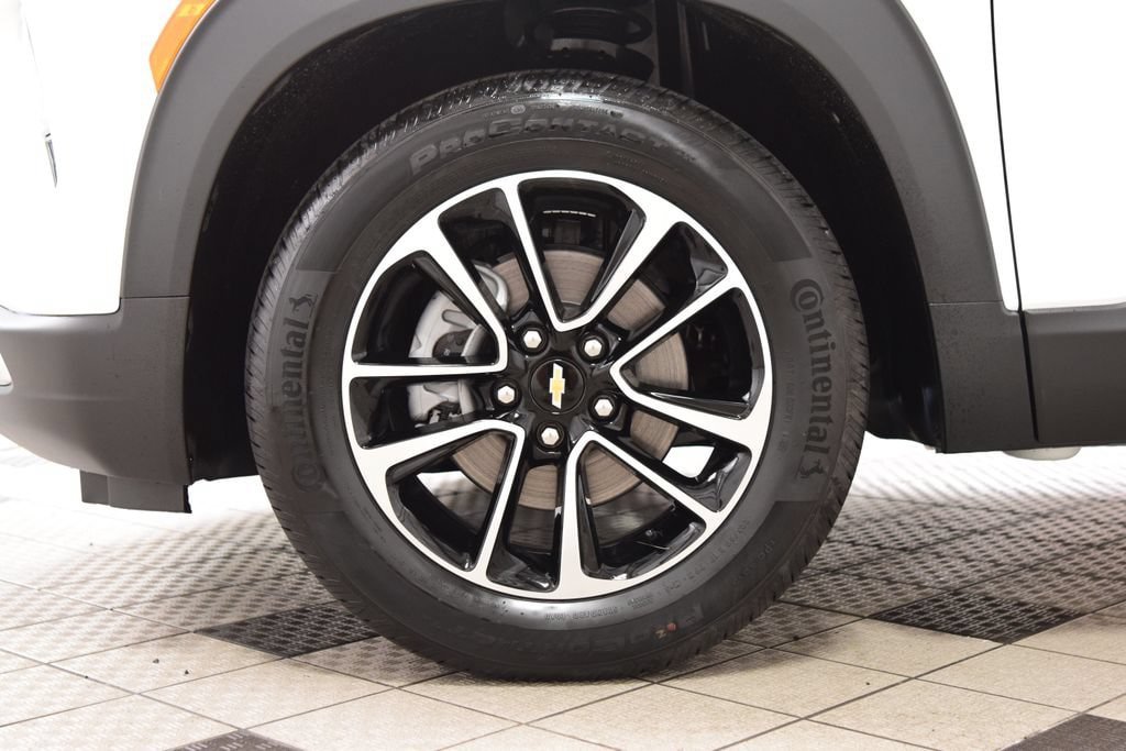 New 2026 Chevrolet TrailBlazer LT w/ Convenience Package FWD image 27