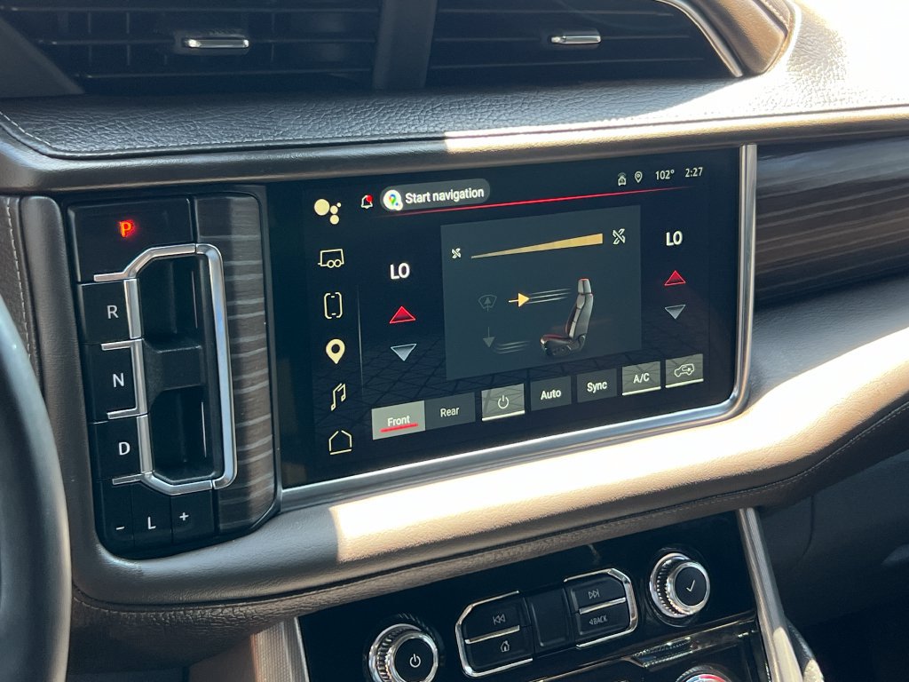 Used 2024 GMC Yukon Denali AWD/4WD image 42