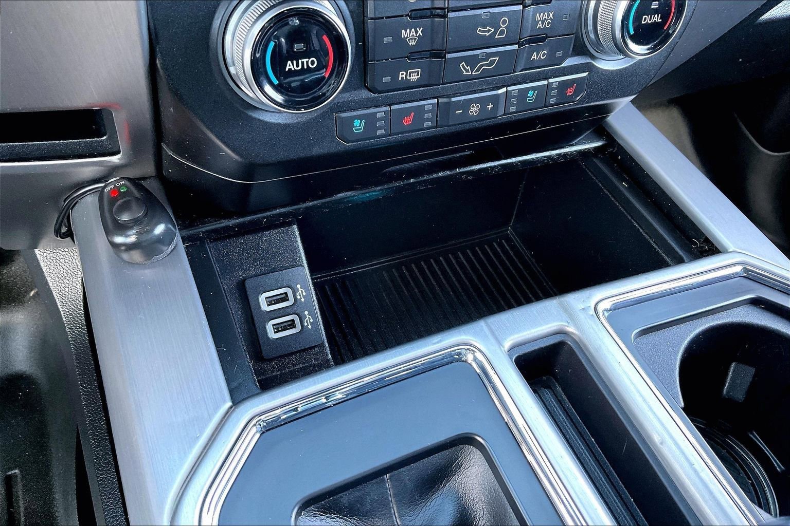 Used 2020 Ford F150 Platinum image 24