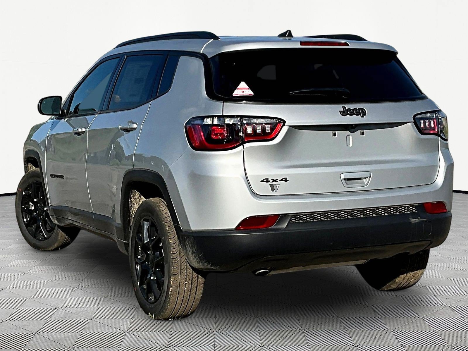 New 2026 Jeep Compass Latitude AWD/4WD image 4