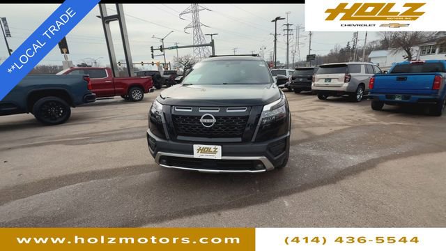 Used 2025 Nissan Pathfinder Rock Creek AWD/4WD image 3