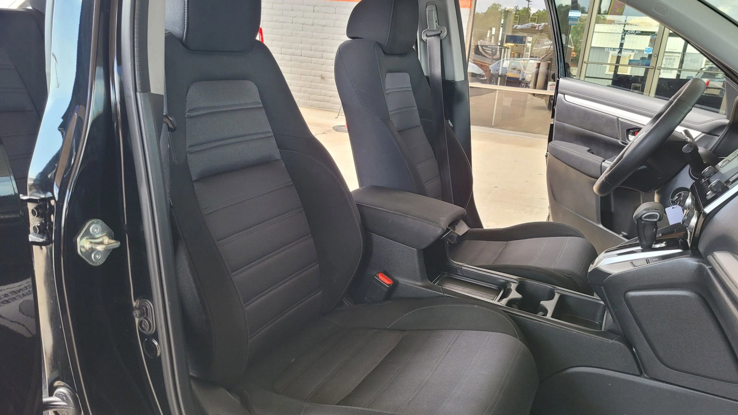 Used 2020 Honda CR-V LX image 19