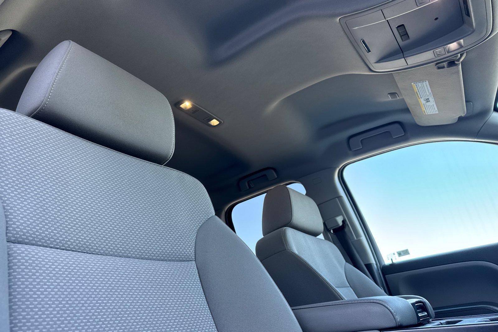 Used 2018 Chevrolet Silverado 1500 Custom w/ Custom Value Package image 20