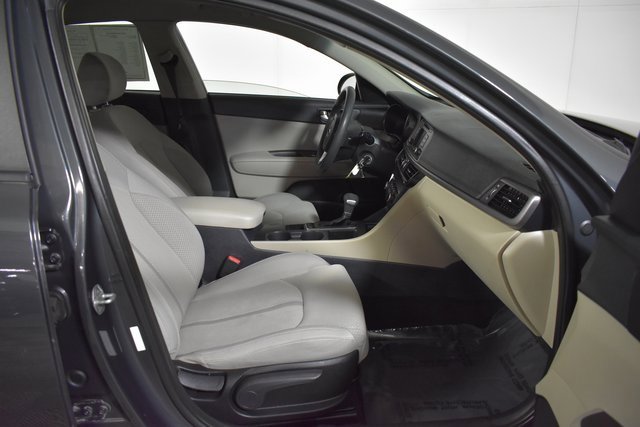Used 2016 Kia Optima LX image 31