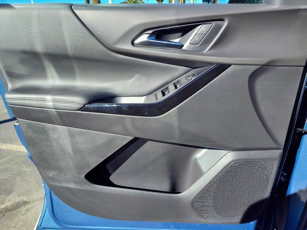 New 2026 Chevrolet Equinox LT w/ Safety and Technology Package image 10