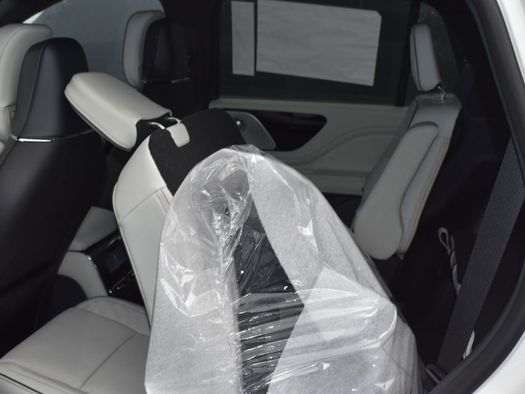 New 2026 Lincoln Aviator Black Label w/ Dynamic Handling Package image 11