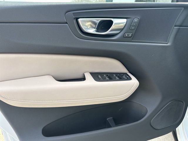 New 2026 Volvo XC60 B5 Plus w/ Protection Package Premier image 13