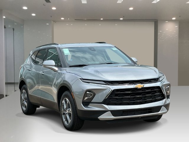 Used 2024 Chevrolet Blazer LT w/ Convenience Package FWD image 7
