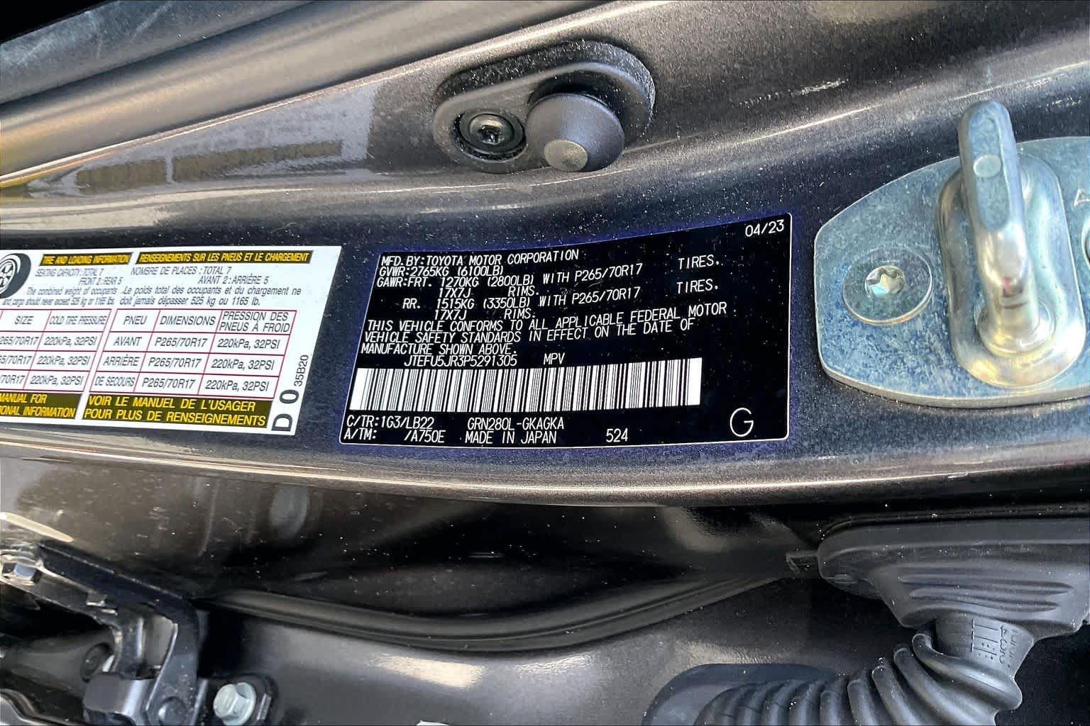 Used 2023 Toyota 4Runner SR5 Premium w/ Moonroof Package RWD image 31