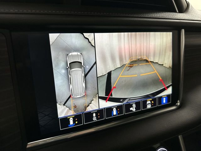 Used 2023 GMC Yukon Denali image 13