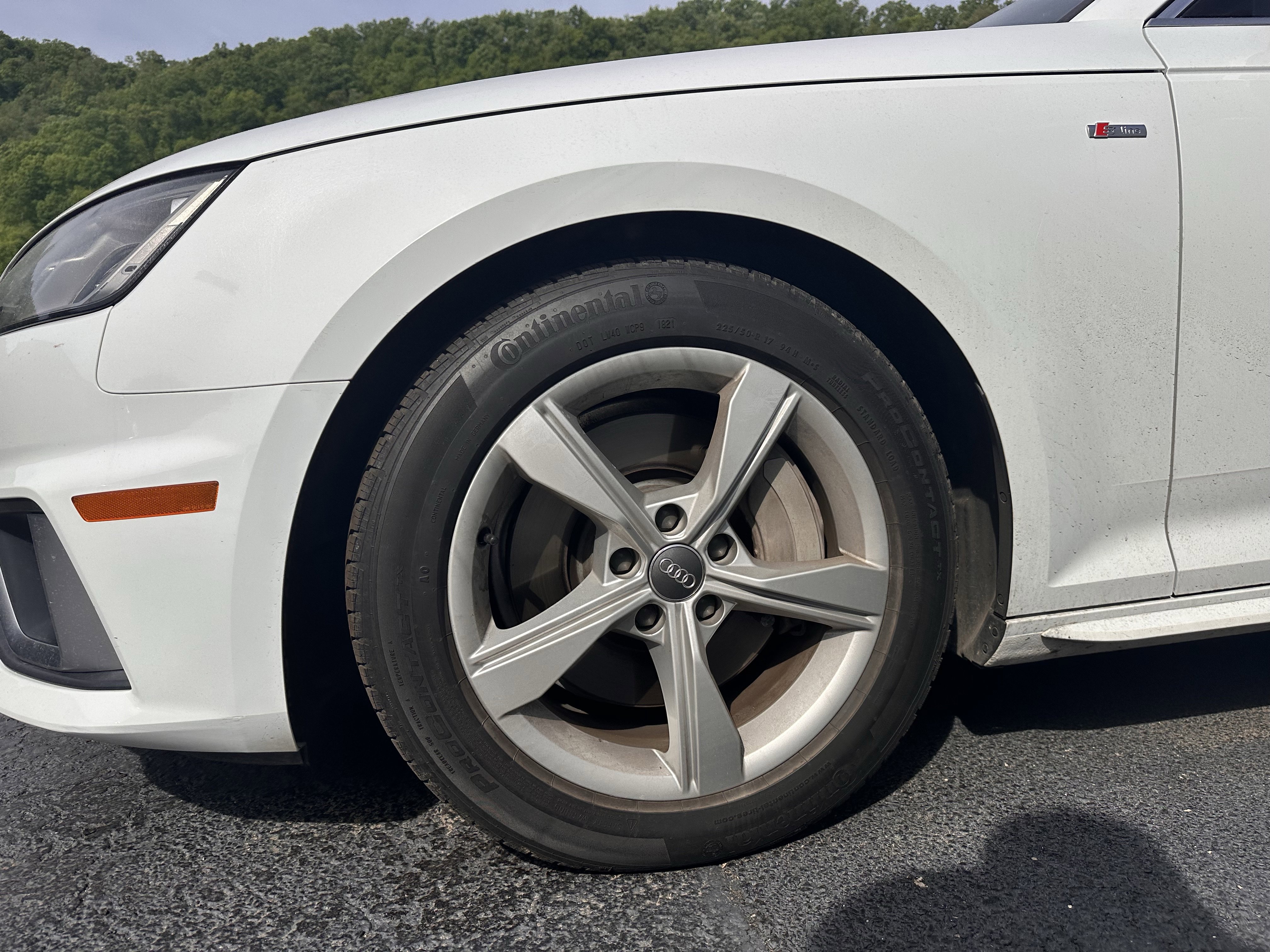 Used 2019 Audi A4 2.0T Premium w/ Convenience Package AWD/4WD image 12