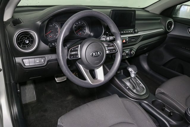 Used 2020 Kia Forte LXS image 18
