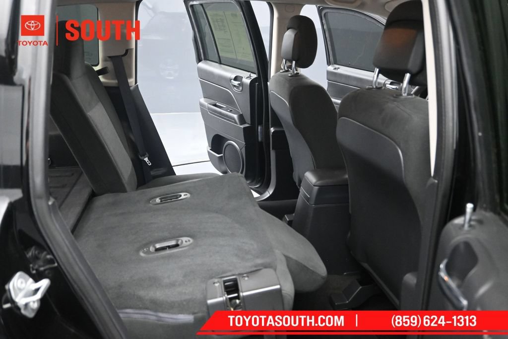 Used 2017 Jeep Compass Sport w/ Power Value Group FWD image 22
