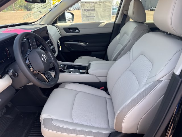 New 2026 Nissan Pathfinder SL AWD/4WD image 9